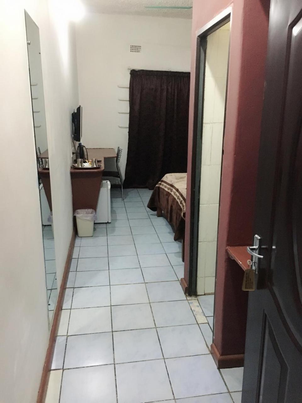 Crown Palace Inn Lusaka Eksteriør billede
